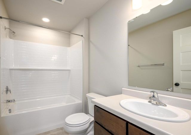 7711 Starnova Drive, Madison, WI 53719