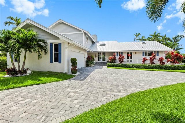 3001 Jasmine Court, Delray Beach, FL 33483