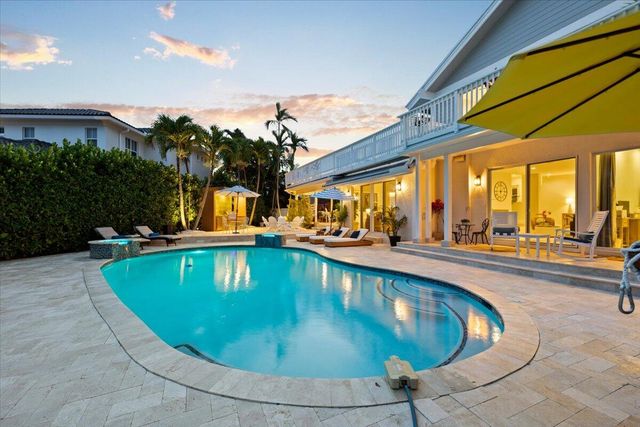 3001 Jasmine Court, Delray Beach, FL 33483