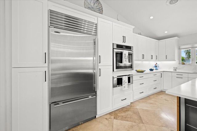 3001 Jasmine Court, Delray Beach, FL 33483