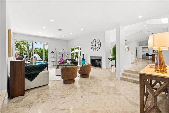 3001 Jasmine Court, Delray Beach, FL 33483