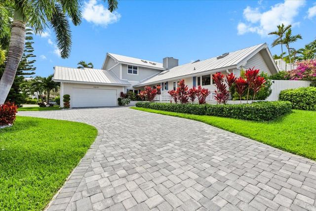 3001 Jasmine Court, Delray Beach, FL 33483