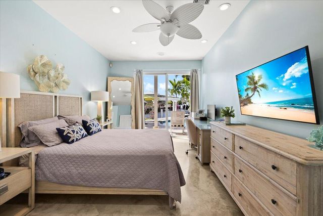 3001 Jasmine Court, Delray Beach, FL 33483