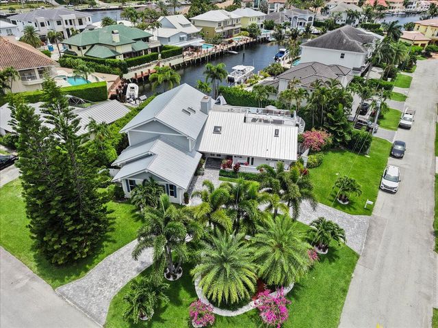 3001 Jasmine Court, Delray Beach, FL 33483
