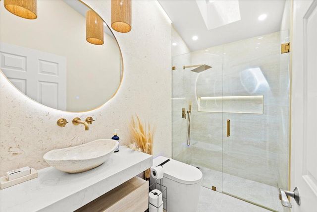 3001 Jasmine Court, Delray Beach, FL 33483