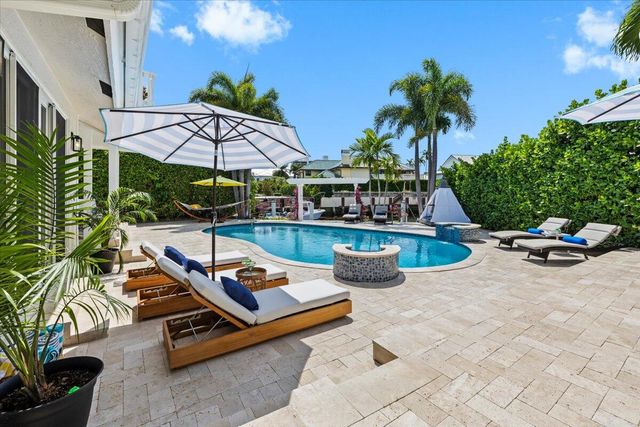 3001 Jasmine Court, Delray Beach, FL 33483