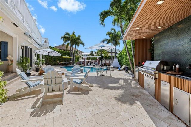 3001 Jasmine Court, Delray Beach, FL 33483
