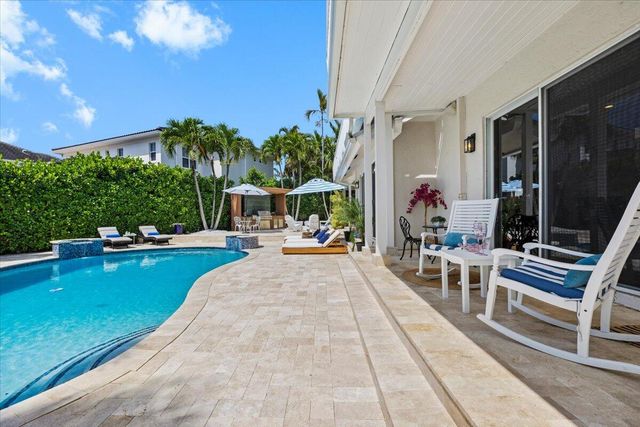 3001 Jasmine Court, Delray Beach, FL 33483