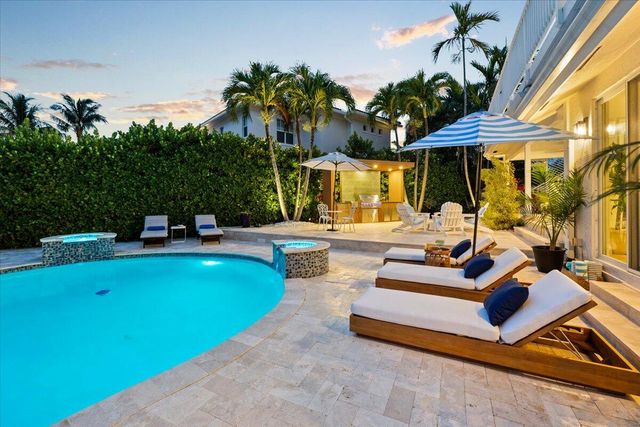 3001 Jasmine Court, Delray Beach, FL 33483