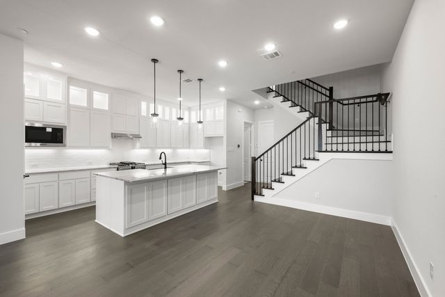 12735 Rutland Drive, Farmers Branch, TX 75234