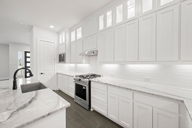 12735 Rutland Drive, Farmers Branch, TX 75234