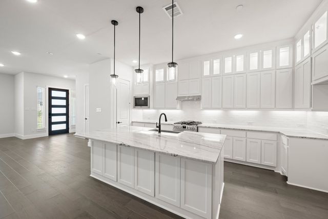 12735 Rutland Drive, Farmers Branch, TX 75234