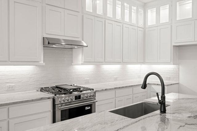 12735 Rutland Drive, Farmers Branch, TX 75234