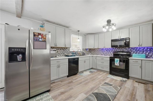 9345 Warwick AVE, Norfolk, VA 23503