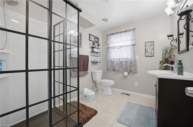 9345 Warwick AVE, Norfolk, VA 23503