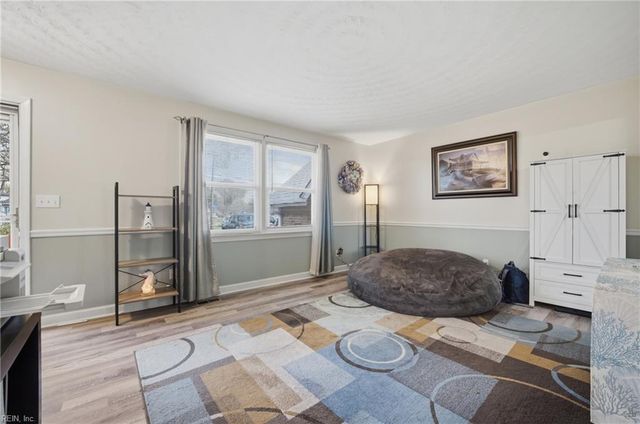 9345 Warwick AVE, Norfolk, VA 23503