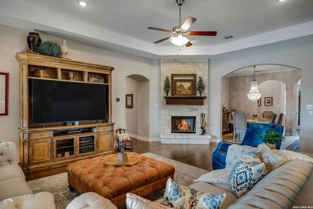 30392 SETTERFELD CIR, Fair Oaks Ranch, TX 78015