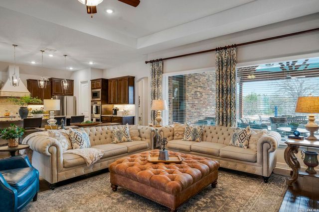 30392 SETTERFELD CIR, Fair Oaks Ranch, TX 78015