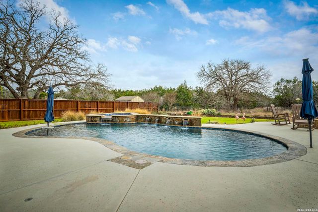 30392 SETTERFELD CIR, Fair Oaks Ranch, TX 78015