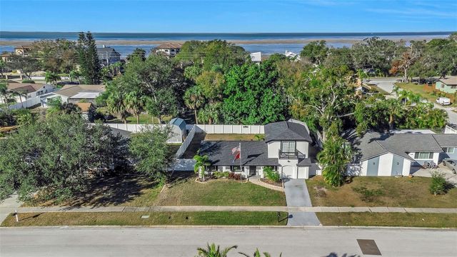 1008 GREENLEAF WAY, Tarpon Springs, FL 34689