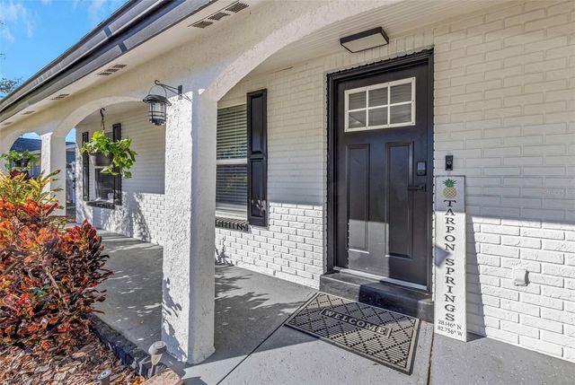 1008 GREENLEAF WAY, Tarpon Springs, FL 34689