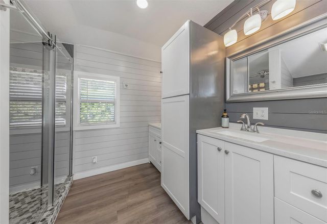 1008 GREENLEAF WAY, Tarpon Springs, FL 34689