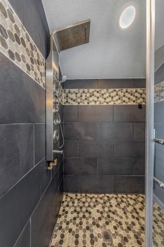 1008 GREENLEAF WAY, Tarpon Springs, FL 34689