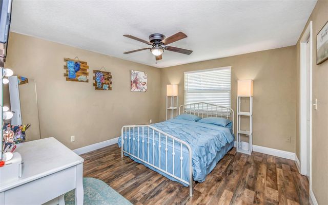 1008 GREENLEAF WAY, Tarpon Springs, FL 34689