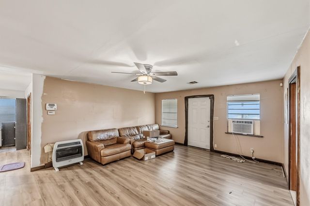 894 Winding Creek Drive, Trinity, TX 75862