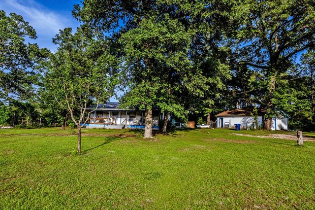 894 Winding Creek Drive, Trinity, TX 75862