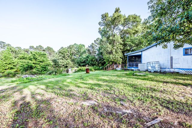 894 Winding Creek Drive, Trinity, TX 75862
