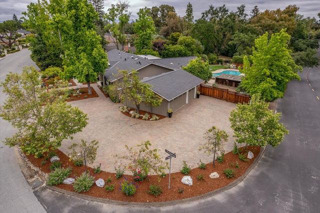 15392 Via Palomino, Monte Sereno, CA 95030