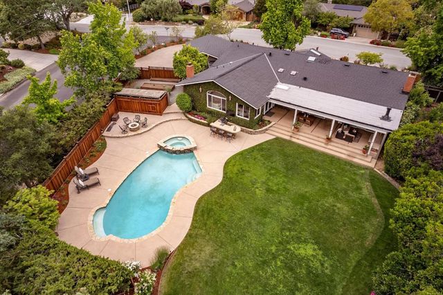 15392 Via Palomino, Monte Sereno, CA 95030