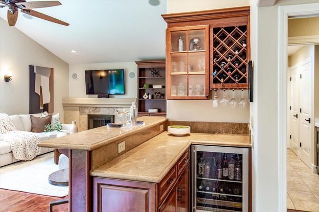 15392 Via Palomino, Monte Sereno, CA 95030