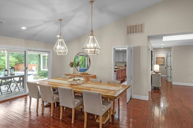 15392 Via Palomino, Monte Sereno, CA 95030