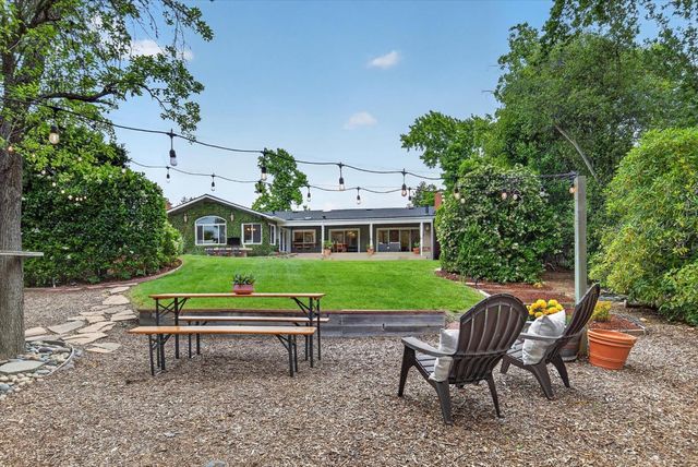 15392 Via Palomino, Monte Sereno, CA 95030