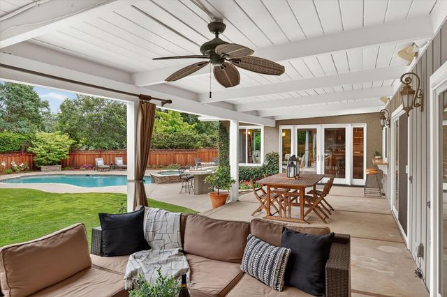15392 Via Palomino, Monte Sereno, CA 95030