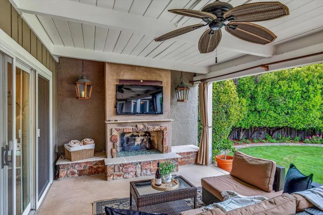 15392 Via Palomino, Monte Sereno, CA 95030