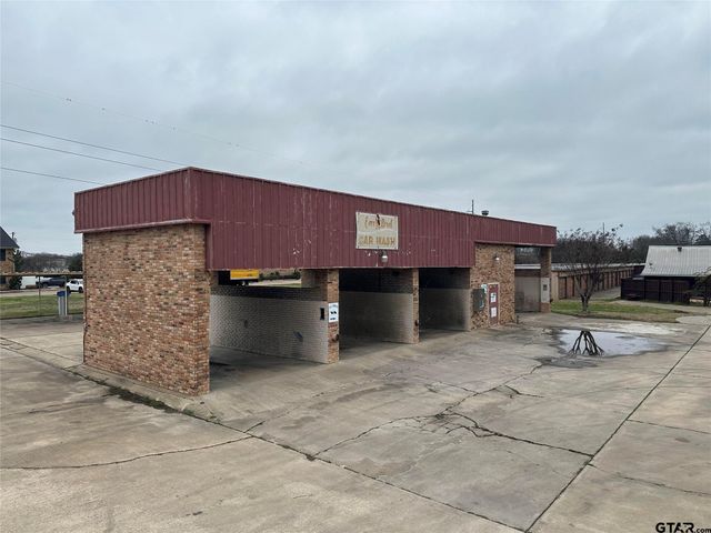 592 S League, Sulphur Springs, TX 75482