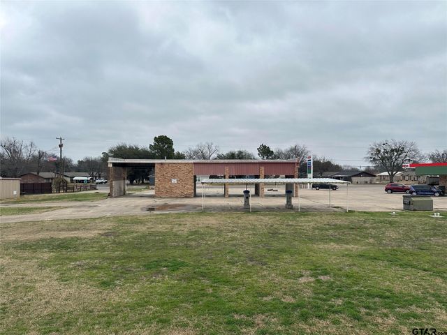 592 S League, Sulphur Springs, TX 75482