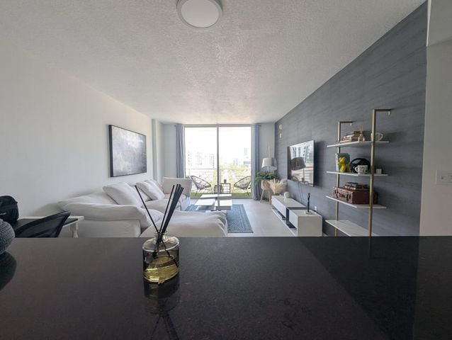 18800 NE 29th Avenue, Miami, FL 33180