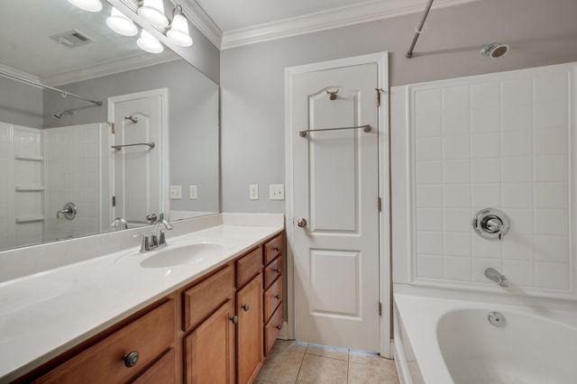 735 Tulip Grove Rd Apt 302, Hermitage, TN 37076
