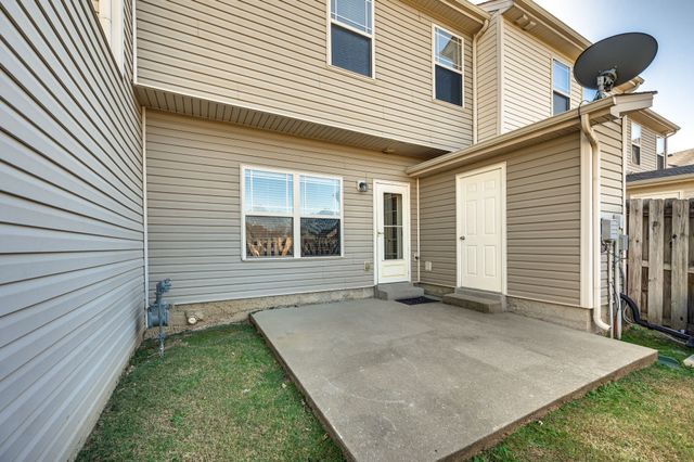 735 Tulip Grove Rd Apt 302, Hermitage, TN 37076
