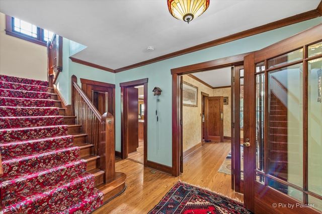 585 Park Street, Elgin, IL 60120