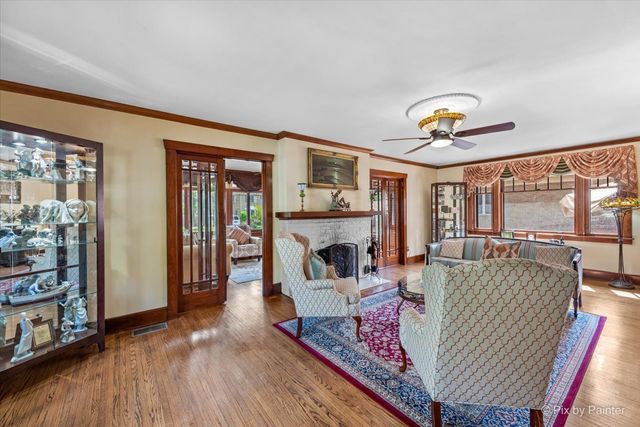 585 Park Street, Elgin, IL 60120