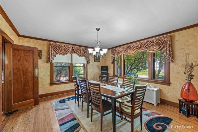 585 Park Street, Elgin, IL 60120