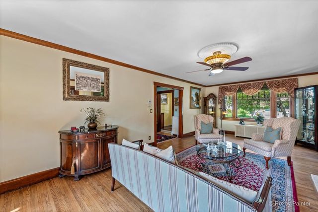 585 Park Street, Elgin, IL 60120