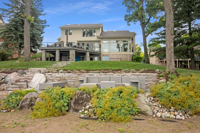 2380 Galaxy Way, Lake Orion Twp, MI 48360