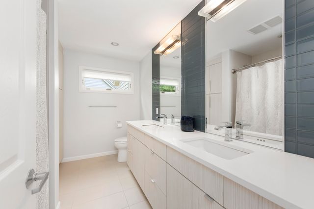 2380 Galaxy Way, Lake Orion Twp, MI 48360