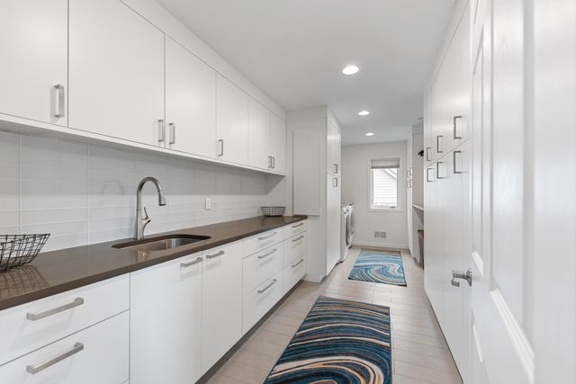 2380 Galaxy Way, Lake Orion Twp, MI 48360